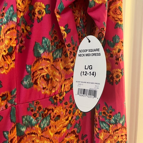 NET SCOOP NECK SQUARE MIDI DRESS - Picture 3 of 6